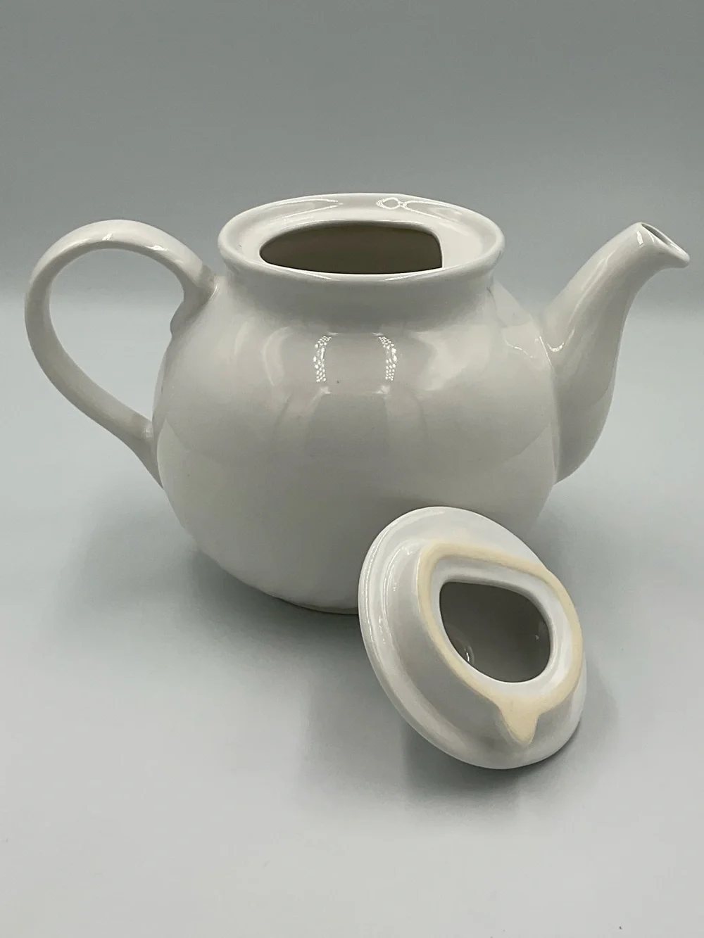 Vintage Corelle Coordinates Enhancements    1-Quart White Teapot